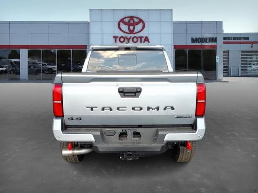 2025 Toyota Tacoma Hybrid TRD Off Road