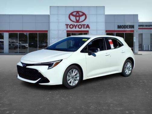 2026 Toyota Corolla Hatchback SE