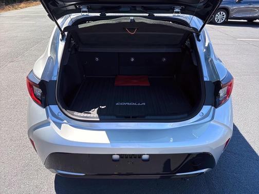 2025 Toyota Corolla Hatchback XSE