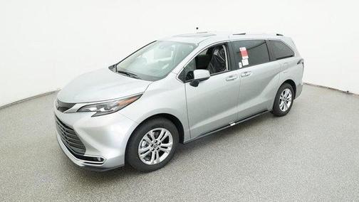 2024 Toyota Sienna Platinum 7 Passenger