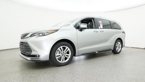 2024 Toyota Sienna Platinum 7 Passenger
