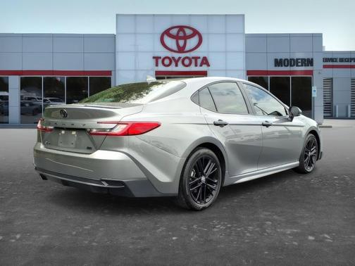Gray 2025 Toyota Camry SE