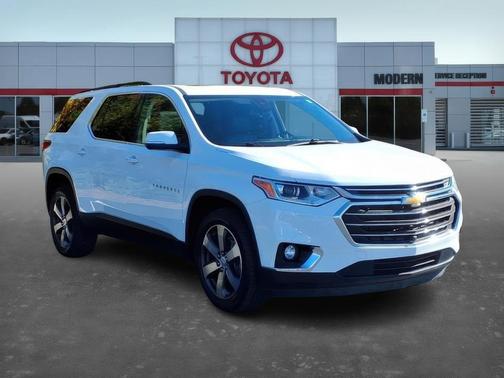 2021 Chevrolet Traverse LT Leather