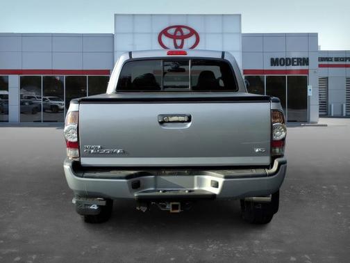 2014 Toyota Tacoma Base