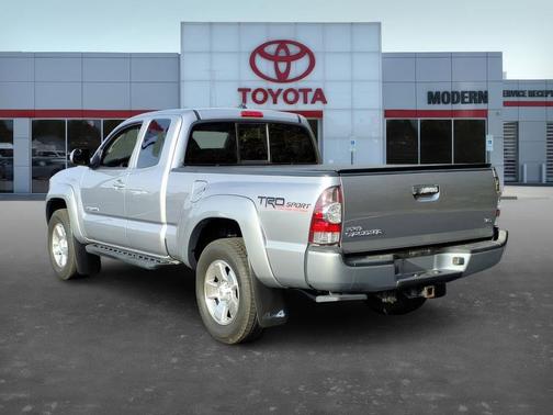 2014 Toyota Tacoma Base