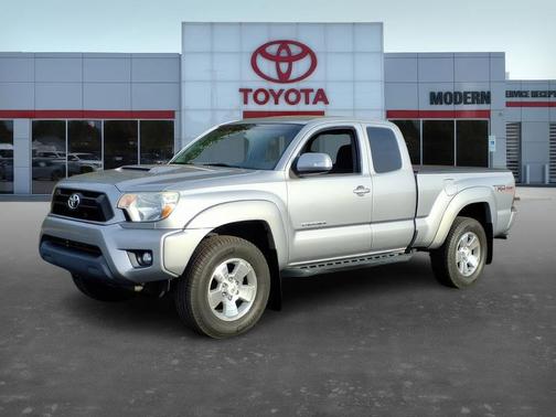 2014 Toyota Tacoma Base
