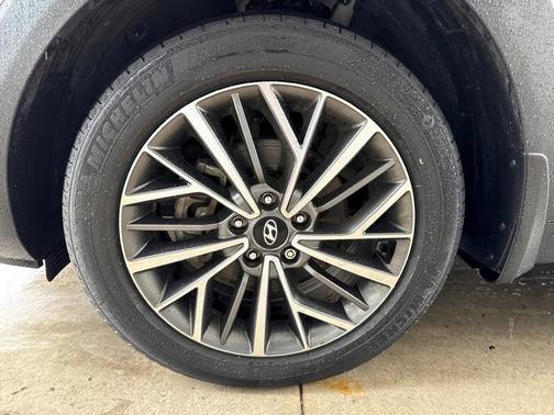 2021 Hyundai TUCSON SEL