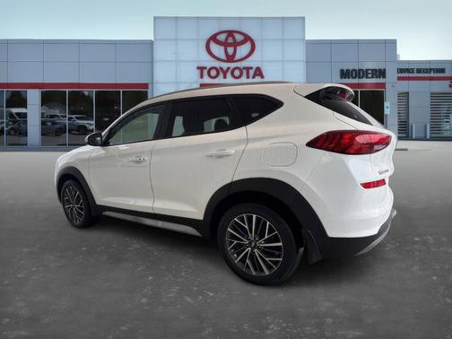 2021 Hyundai TUCSON SEL