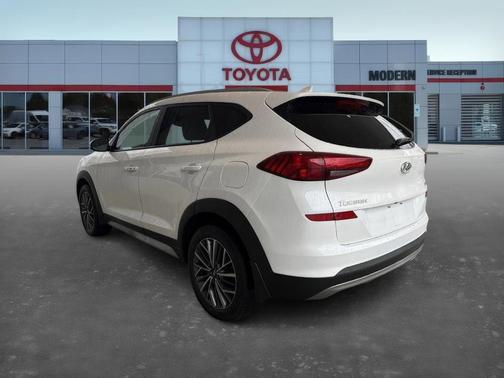 2021 Hyundai TUCSON SEL