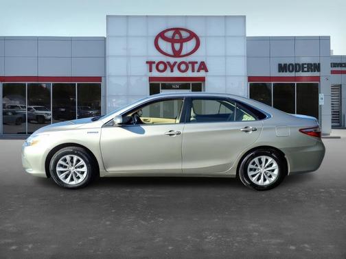 2016 Toyota Camry Hybrid LE