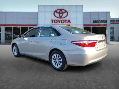 2016 Toyota Camry Hybrid LE