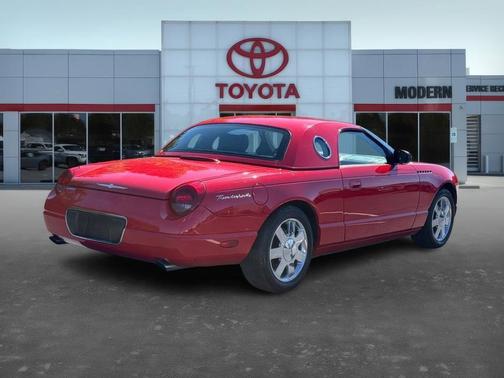 2002 Ford Thunderbird 
