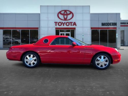 2002 Ford Thunderbird 