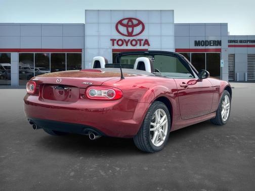 2010 Mazda MX-5 Miata Sport