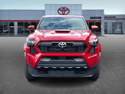 2025 Toyota Tacoma Hybrid TRD Sport