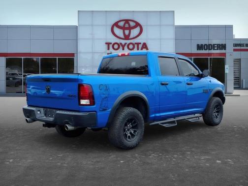 2021 RAM 1500 Classic SLT