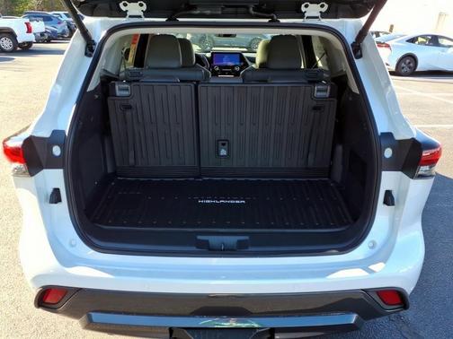 White 2026 Toyota Highlander Limited