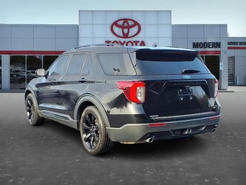 2024 Ford Explorer ST-Line