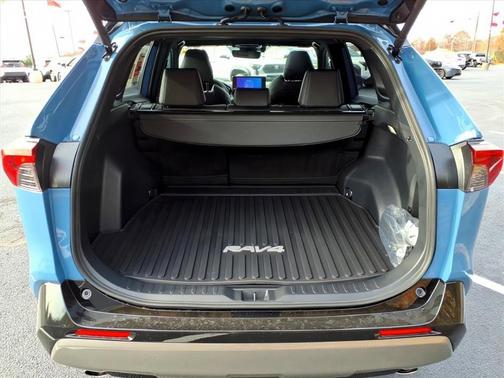 2025 Toyota RAV4 Hybrid XSE