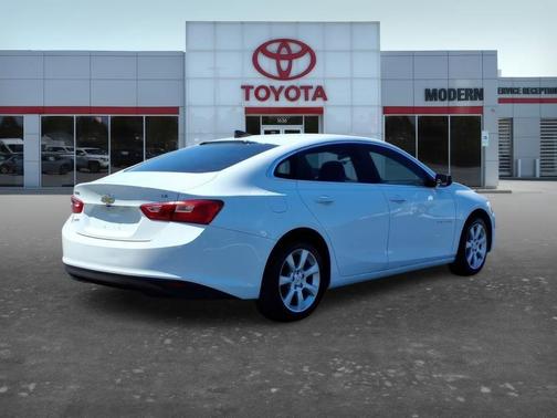 White 2016 Chevrolet Malibu LS