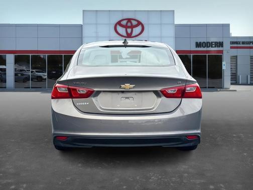 2017 Chevrolet Malibu 1LT