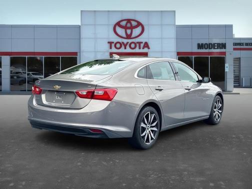 2017 Chevrolet Malibu 1LT