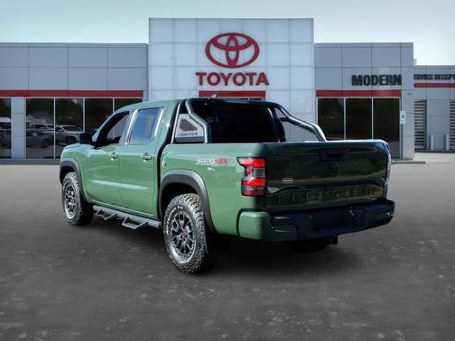 2022 Nissan Frontier PRO-4X