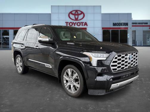 2024 Toyota Sequoia Capstone