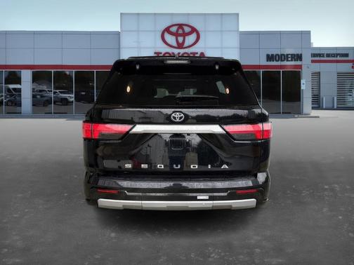 2024 Toyota Sequoia Capstone