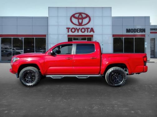 2016 Toyota Tacoma TRD Sport