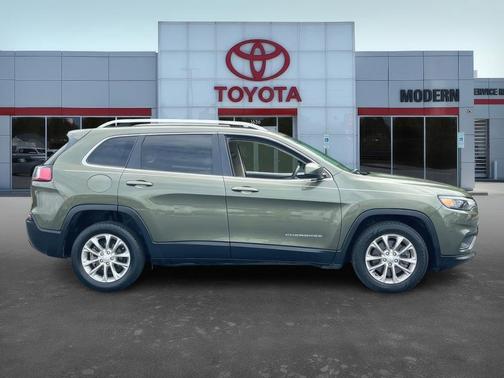 2019 Jeep Cherokee Latitude
