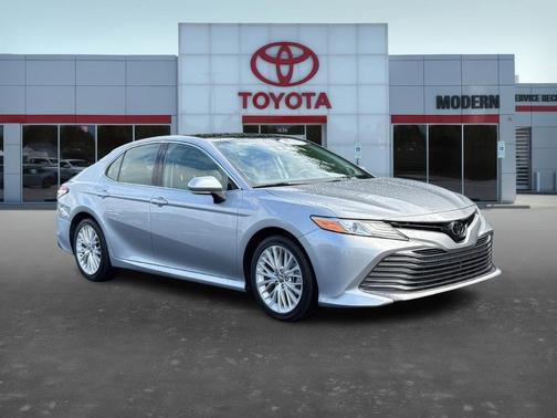 2019 Toyota Camry XLE