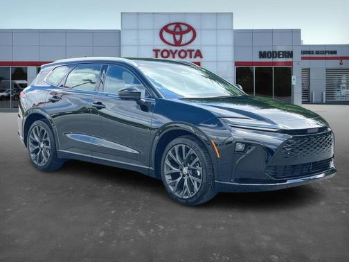 2025 Toyota Crown Signia LIMITED