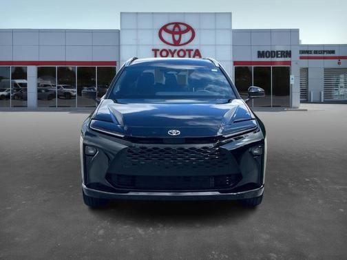 2025 Toyota Crown Signia LIMITED