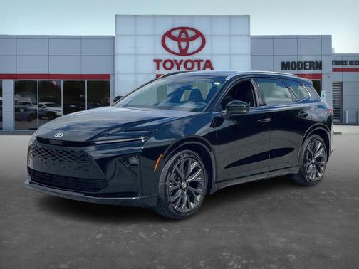 2025 Toyota Crown Signia LIMITED