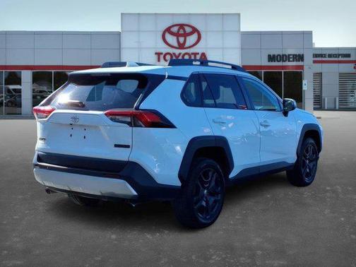 2022 Toyota RAV4 Adventure
