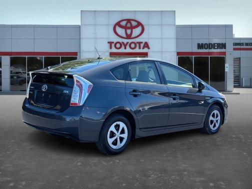 2015 Toyota Prius Three