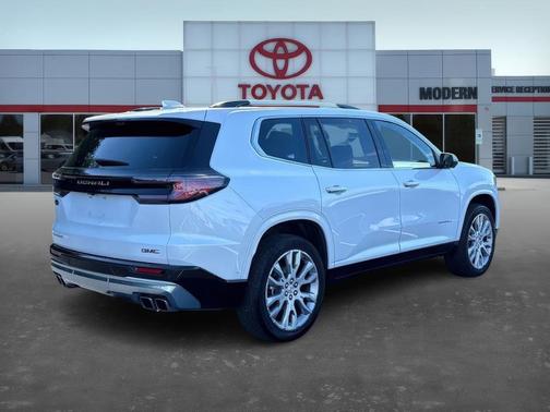 2024 GMC Acadia Denali