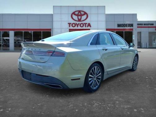 Gold 2017 Lincoln MKZ Select
