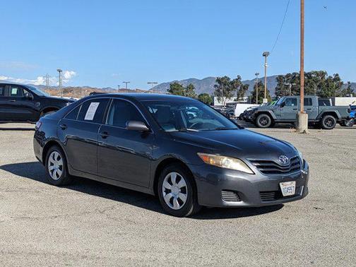 2010 Toyota Camry LE