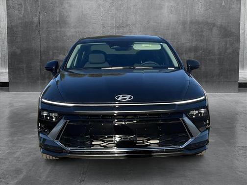 2025 Hyundai SONATA Hybrid SE