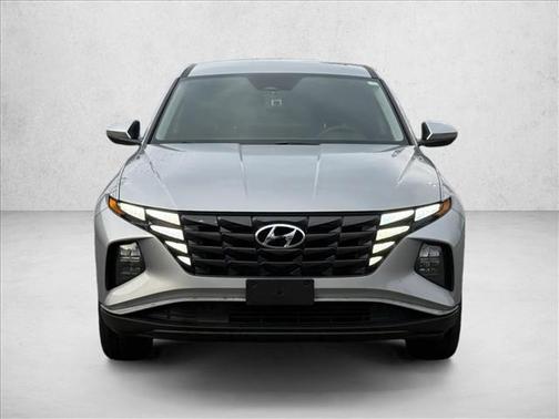 2022 Hyundai TUCSON SE