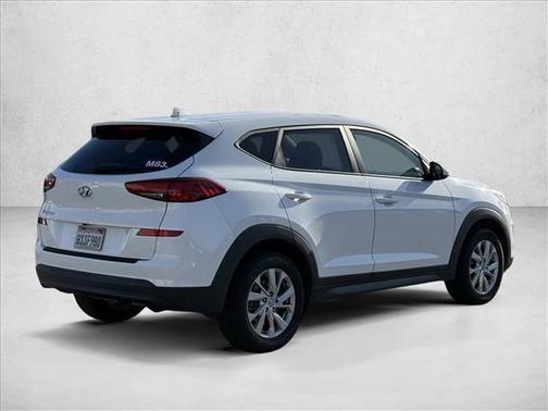Winter White 2021 Hyundai TUCSON SE