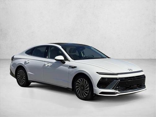 2025 Hyundai SONATA Hybrid Limited