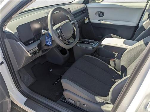 Atlas White 2026 Hyundai IONIQ 5 SE