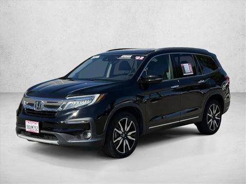 2022 Honda Pilot Touring 8-Passenger