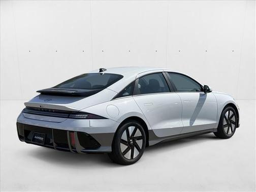 2025 Hyundai IONIQ 6 SE