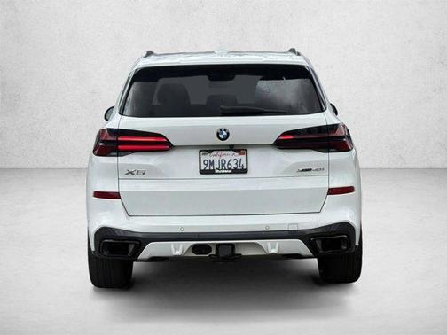 Alpine White 2025 BMW X5 xDrive40i
