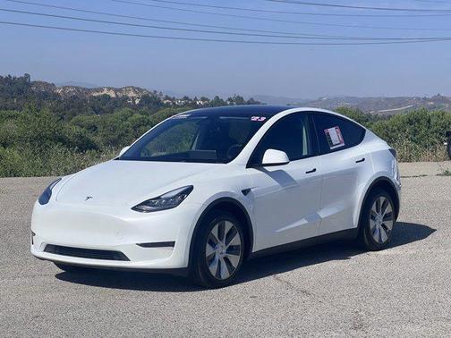 2023 Tesla Model Y Long Range Dual Motor All-Wheel Drive