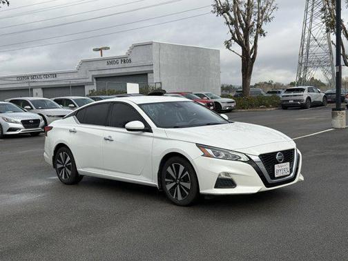 2021 Nissan Altima 2.5 SV